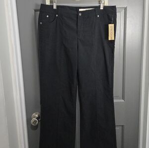 DKNY Black Stretch Jean Style Pant
